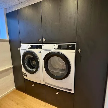 Cozy & Modern Living In Odense