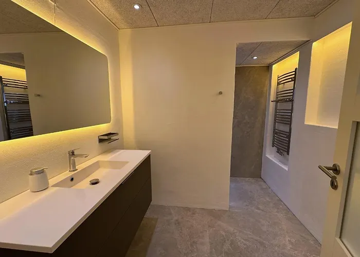 Cozy & Modern Living In *